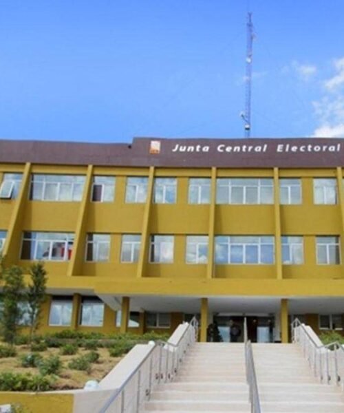 Junta inicia este domingo la entrega de la nueva cédula