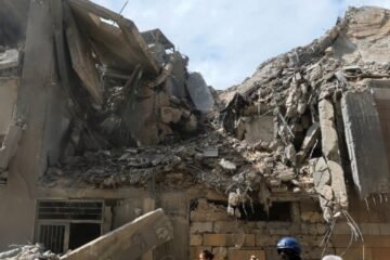 Irán condiciona diálogo EEUU; Teherán controla paso Ormuz