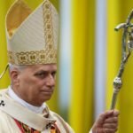 Afirma el papa León XIV “unos pocos tiranos destruyen el mundo”