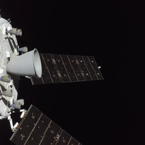 Artemis II, cerca de entrar en la órbita lunar tras completar la mitad de la misión